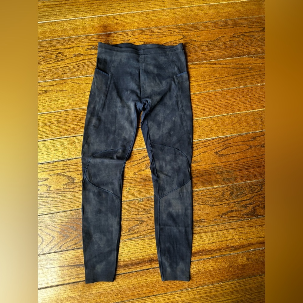 Lululemon Men’s black x grey joggers- medium